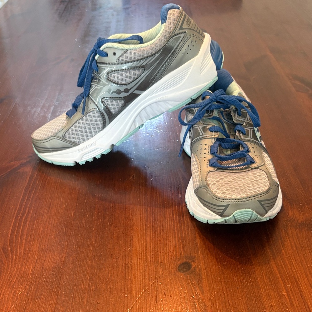 Saucony Grid Mystic Running Shoes size 7